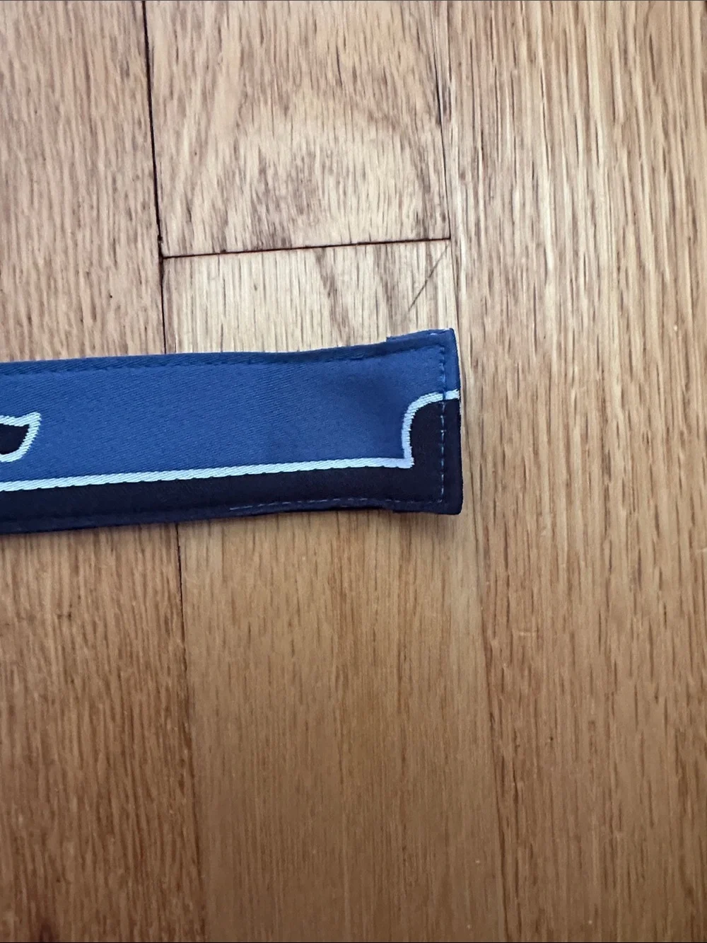 NWOT vineyard vines youth belt